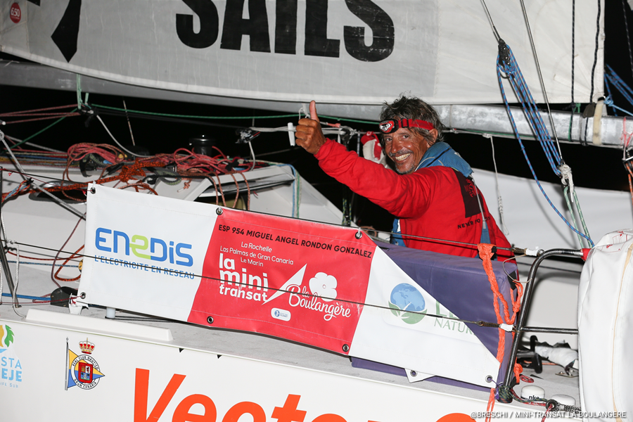 La regata Mini - Transat espera a los últimos regatistas de su etapa entre Las Palmas de Gran Canaria y Le Marin