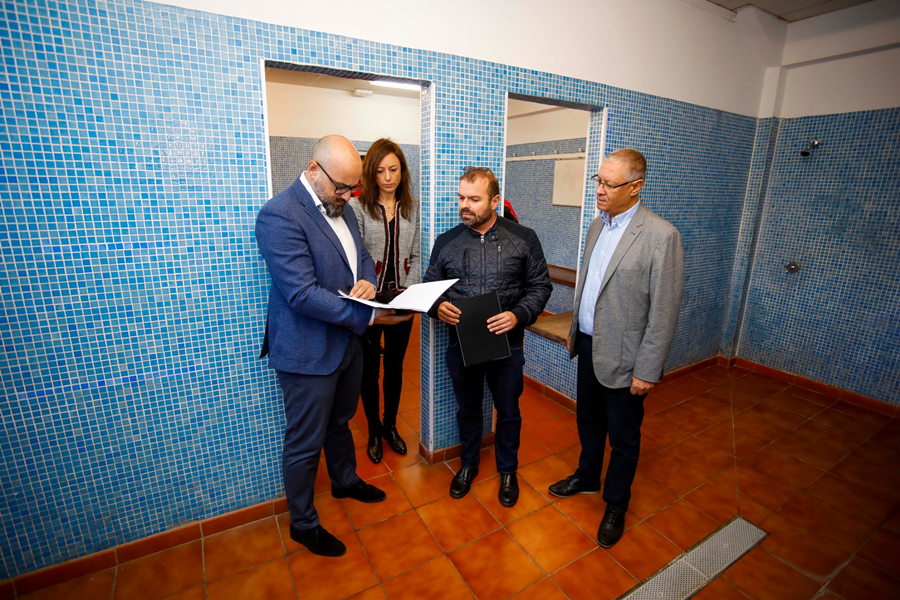 El IMD rehabilita los equipamientos de los campos de La Paterna y el Alfonso Silva incluidos en los Presupuestos Participativos