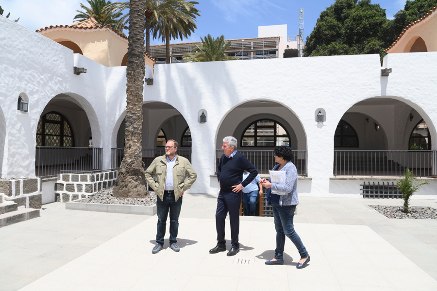 El Ayuntamiento concluye las obras de rehabilitacion del Bodegon del Pueblo Canario