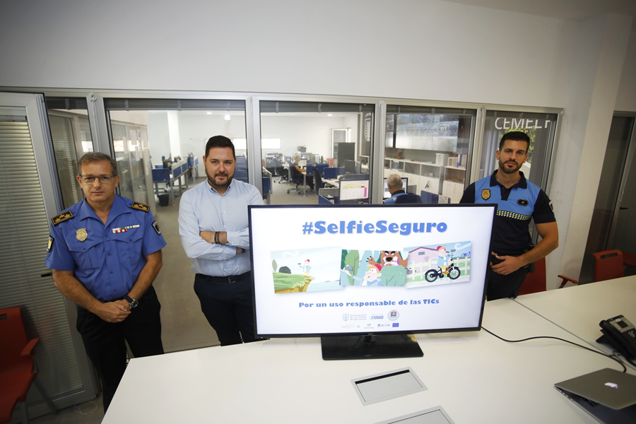 El Ayuntamiento y Pantallas Amigas lazan una campaña para evitar accidentes a la hora de tomarse selfies