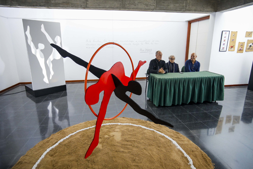 Los ciudadanos podrán elegir el logo del Centro Cultural Pepe Dámaso entre varias propuestas creadas por el artista