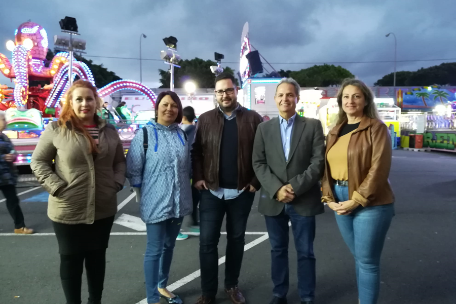 El Ayuntamiento y la Asociación de Feriantes invitan más de 614 niños y niñas de la ciudad a disfrutar de la Feria de Navidad