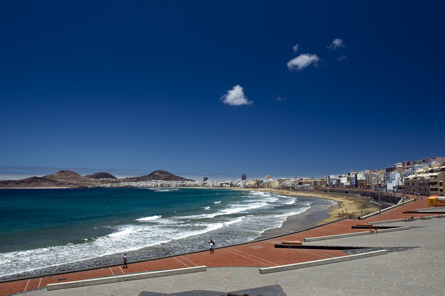 Las Canteras renueva hasta 2021 los certificados de calidad ambiental y accesibilidad
