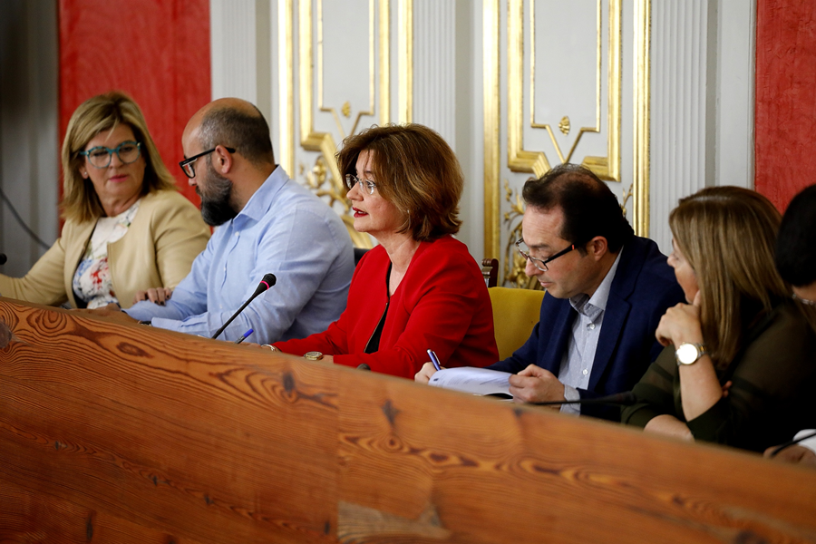 El Ayuntamiento bonifica la restauración del Gabinete Literario para garantizar su conservación como edificio histórico