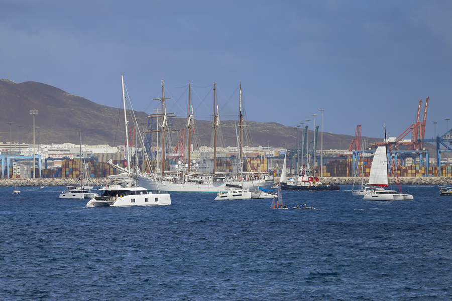La salida de la ARC Plus 2019 regala a Las Palmas de Gran Canaria la primera gran postal nautica del mes de noviembre