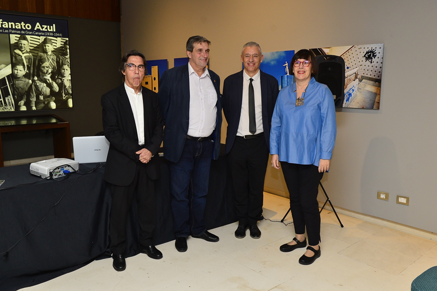 El Ayuntamiento promueve la publicación del libro y la exposición acerca de la historia de la Casa del Niño El Orfanato Azul
