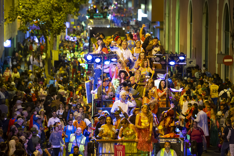 La Cabalgata anima el último sábado de «Érase una vez¿ el Carnaval»