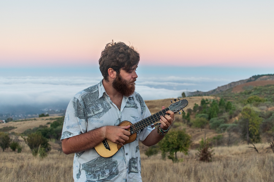 El timplista Hirahi Afonso estrena «Memento» en el inicio de la temporada de Musicando