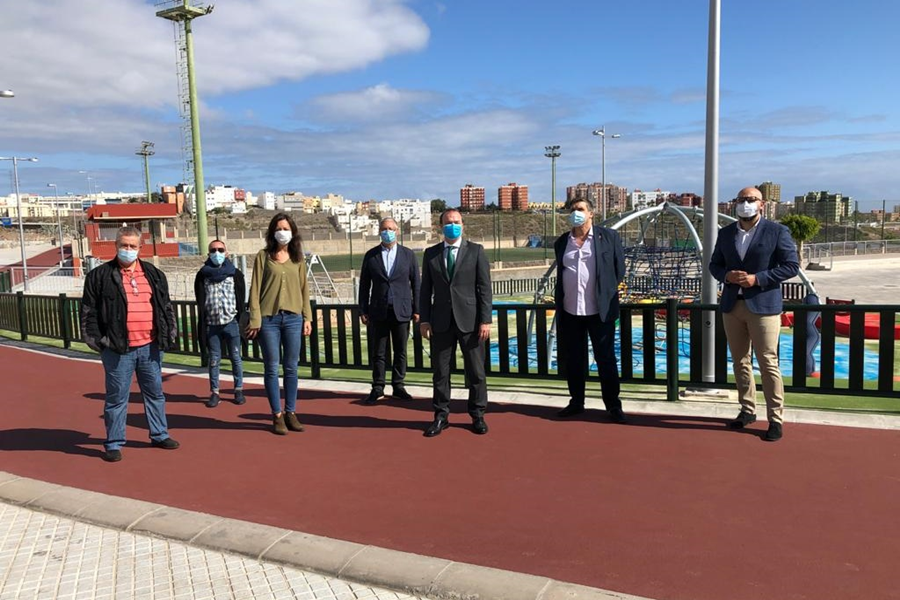 Lomo Blanco ya cuenta con un nuevo parque deportivo y de ocio de 12.000 metros cuadrados