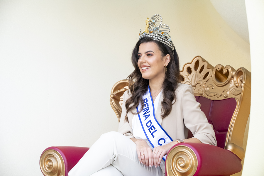 Minerva Hernández, una Reina que vive el Carnaval desde niña