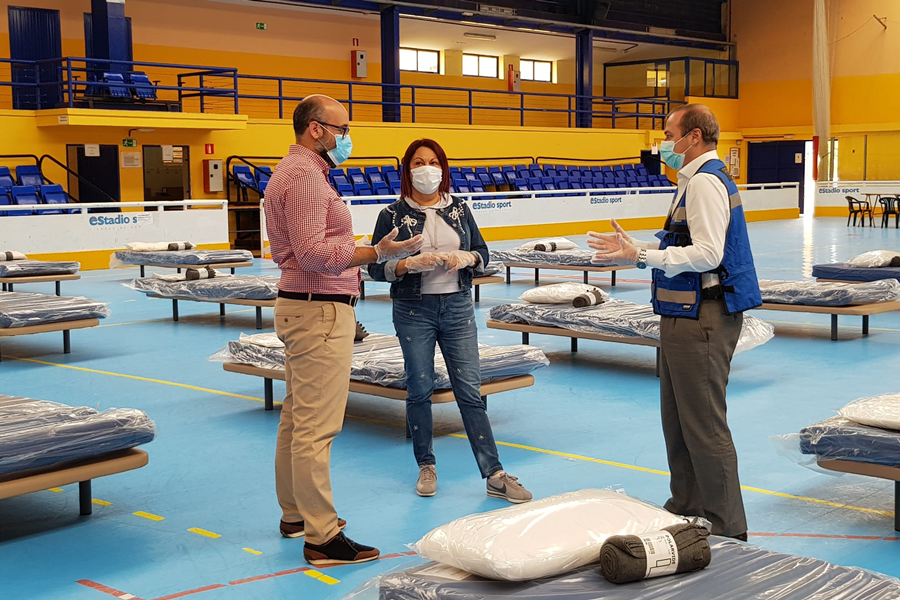 Las Palmas de Gran Canaria abre el tercer albergue para acoger a personas sin hogar durante la crisis sanitaria con 50 nuevas plazas