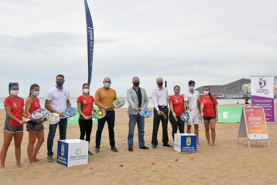 El circuito mundial de tenis playa elige la playa de Las Canteras para cerrar el año con el Torneo ITF Beachtennis 2020