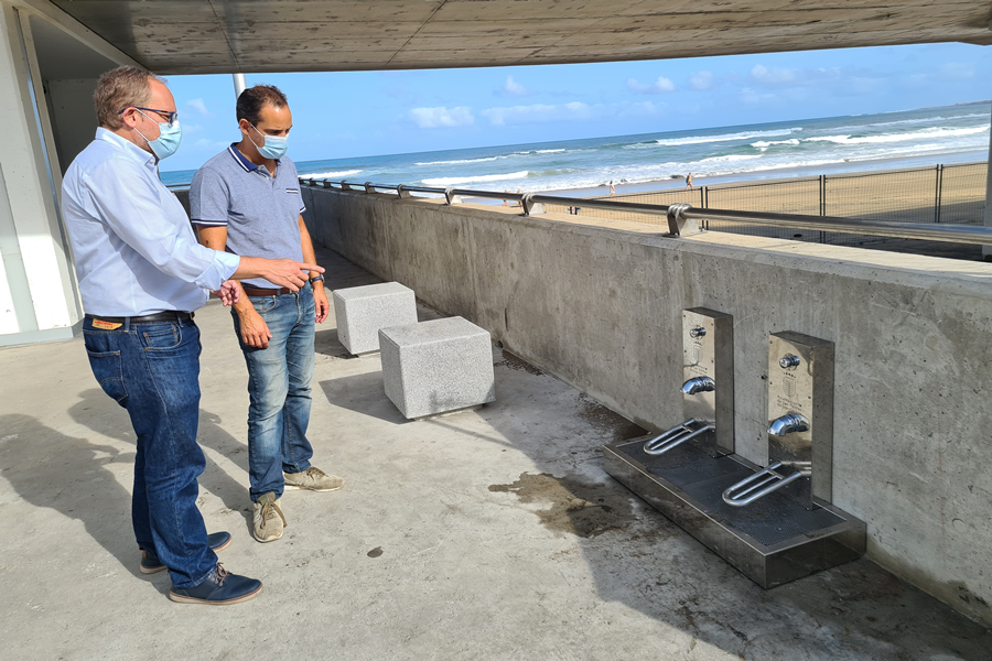 Ciudad de Mar instala en La Cícer los dos lavapiés incluidos en los presupuestos participativos
