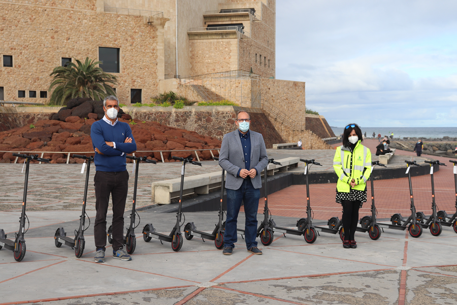 La Concejalía de Movilidad incorpora 20 nuevas patinetas eléctricas para el personal municipal