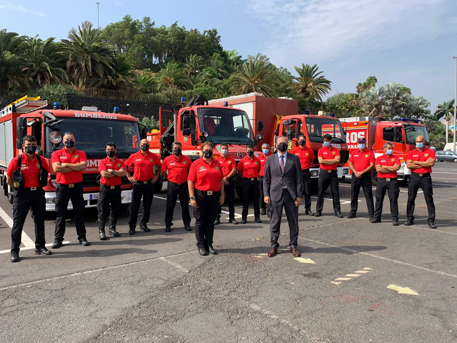 El Ayuntamiento de Las Palmas de Gran Canaria envía varios efectivos y unidades del servicio de Bomberos para apoyar a la isla de La Palma