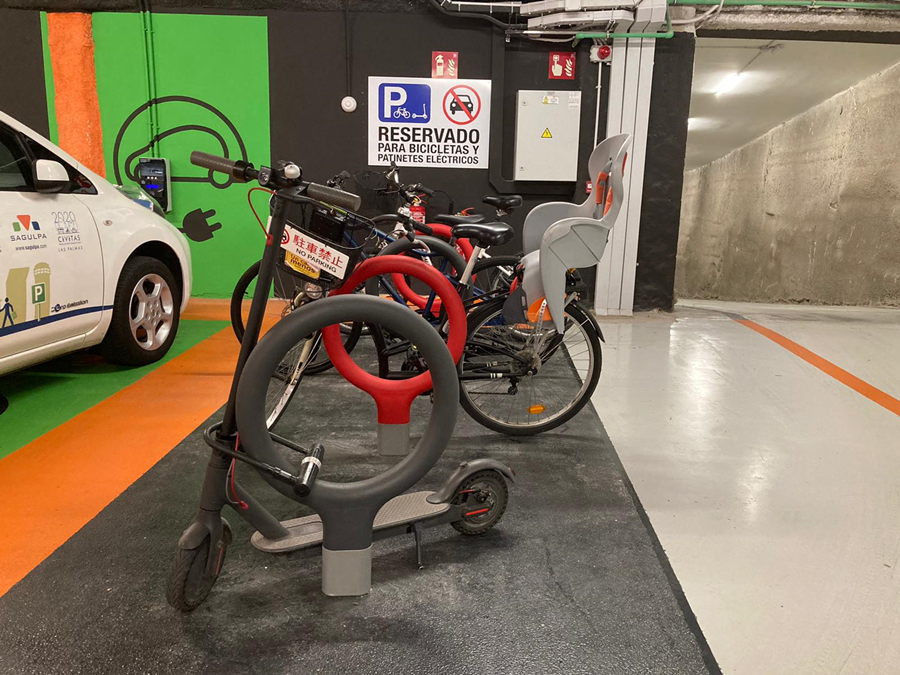 Sagulpa estrena aparcabicis en los aparcamientos de San Bernardo y Metropol