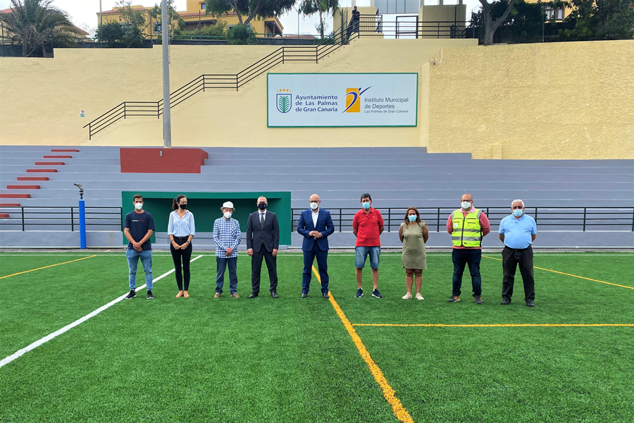 El Ayuntamiento moderniza el campo de fútbol Vicente López Socas y completa la remodelación integral del complejo deportivo