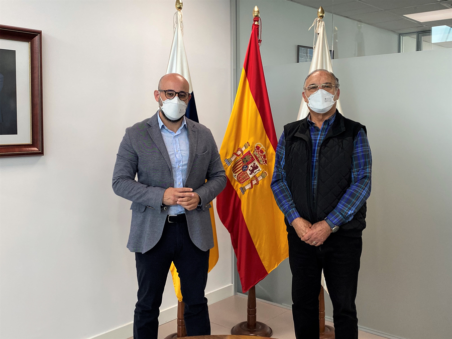 El IMD garantiza el servicio y la actividad en la Piscina 29 de Abril tras la concesión del recinto a la Federación Canaria de Natación