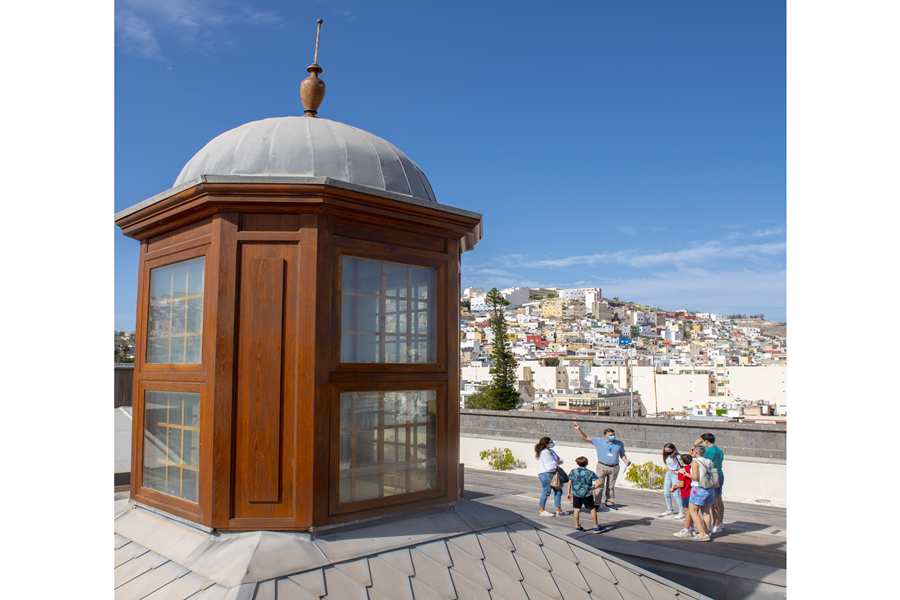 El turismo nacional confirma la tendencia hacia la recuperación turística de capital durante el pasado verano