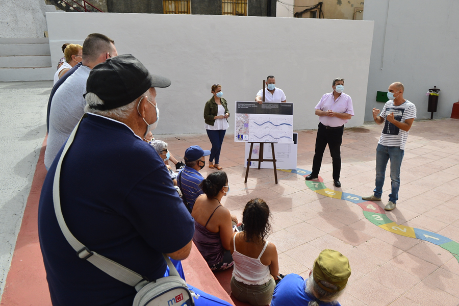 El Ayuntamiento adjudica el arreglo de un muro de contención en la calle Florinda, en el barrio de San Roque