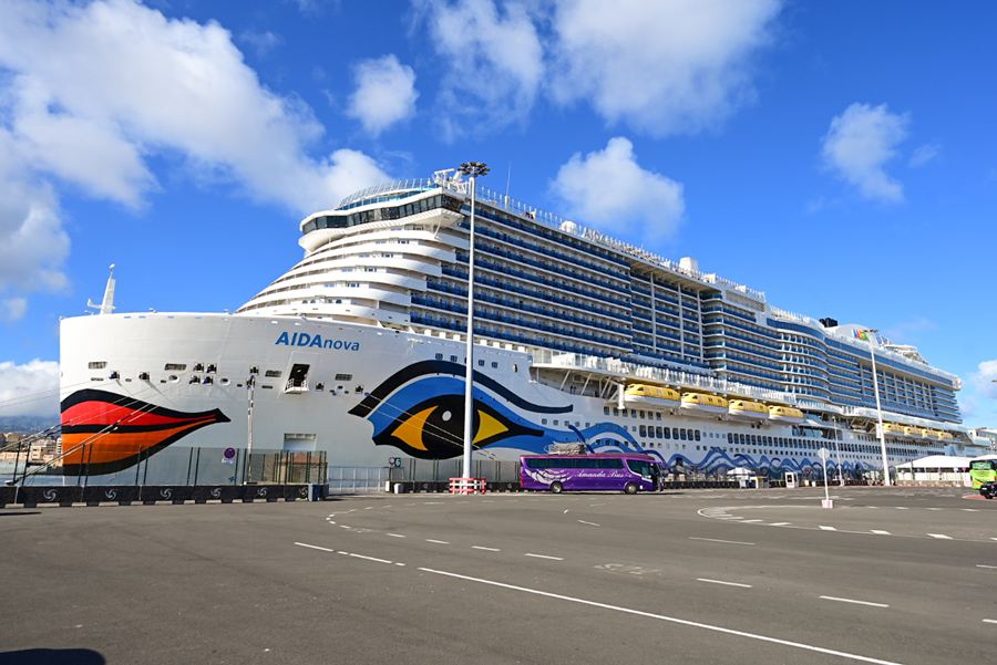 Las Palmas de Gran Canaria acumula 12 días seguidos con cruceros en el Muelle Santa Catalina
