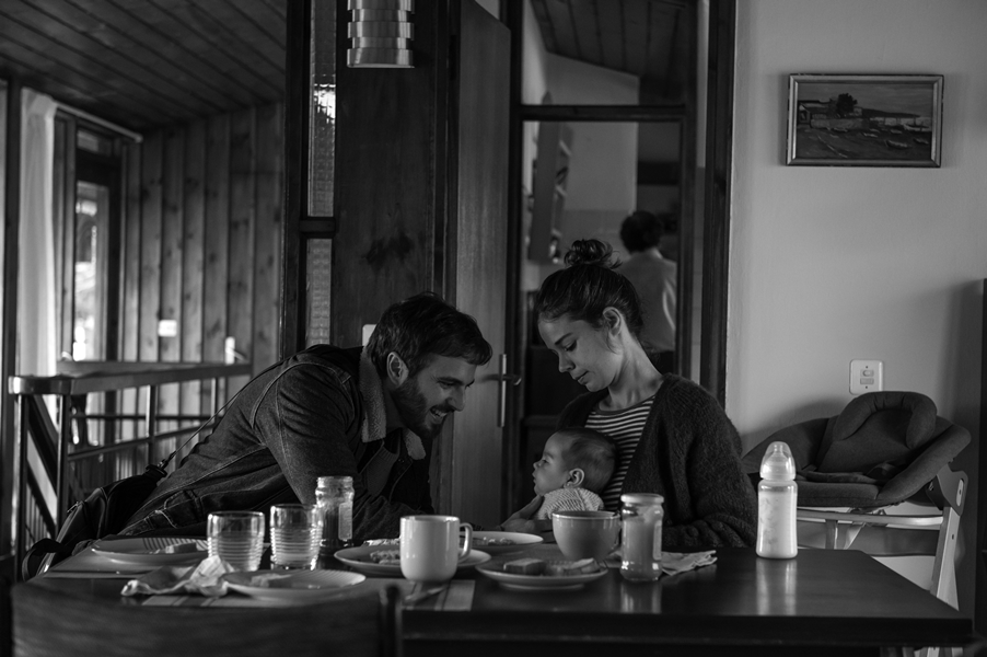 La Biznaga de Oro de Málaga, «Cinco lobitos», se proyecta en el Festival un mes antes de su estreno comercial