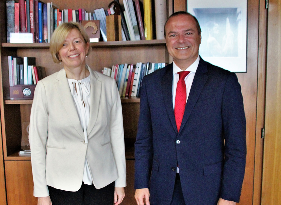 Hidalgo mantiene un encuentro con la Cónsul de Ucrania Svitlana Kramarenko