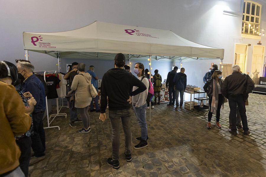 «DiscoBolo» regresa al patio del Quegles con moda, decoración, libros y gastronomía