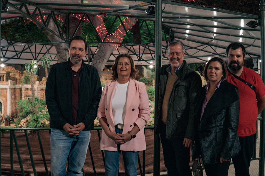 El Ayuntamiento inaugura el tradicional nacimiento navideño del Parque de San Telmo