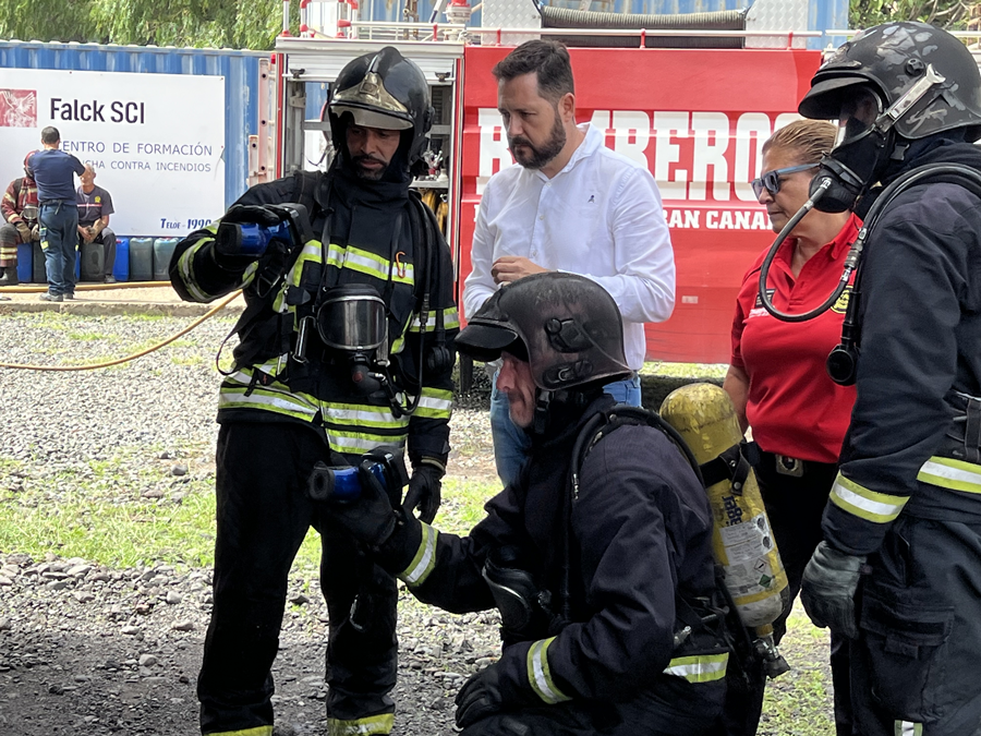 Bomberos incorpora cámaras térmicas de última generación que permitirán mejorar la operatividad en incendios y rescates