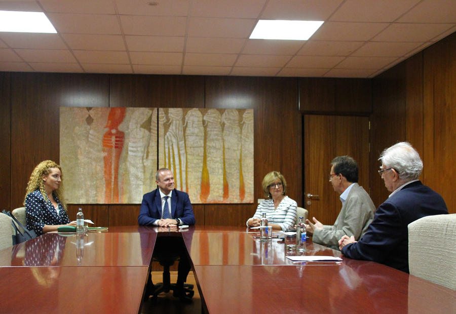 Hidalgo se reúne con el nuevo director de la Real Sociedad Económica de Amigos del País de Gran Canaria