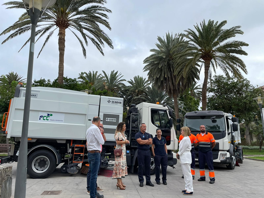 El Ayuntamiento refuerza su flota con dos nuevas barredoras de gran rendimiento para la limpieza de las vías principales de la ciudad