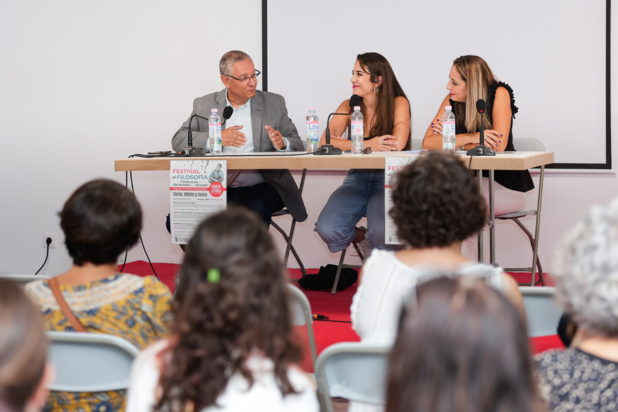 La pensadora y divulgadora Nerea Blanco abre el encuentro de Filosofía gratuito organizado por el Ayuntamiento