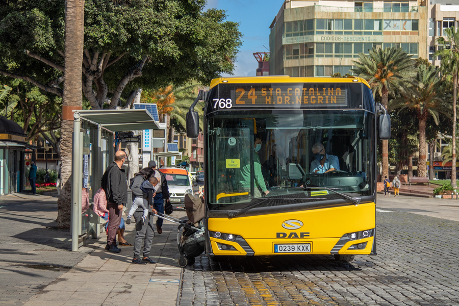 Guaguas Municipales reafirma la solvencia de su servicio al recibir un notable en la encuesta de calidad realizada a 2.000 viajeros
