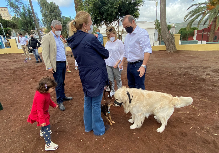 El Ayuntamiento amplía su red de espacios caninos con el nuevo parque para perros de Tafira Alta