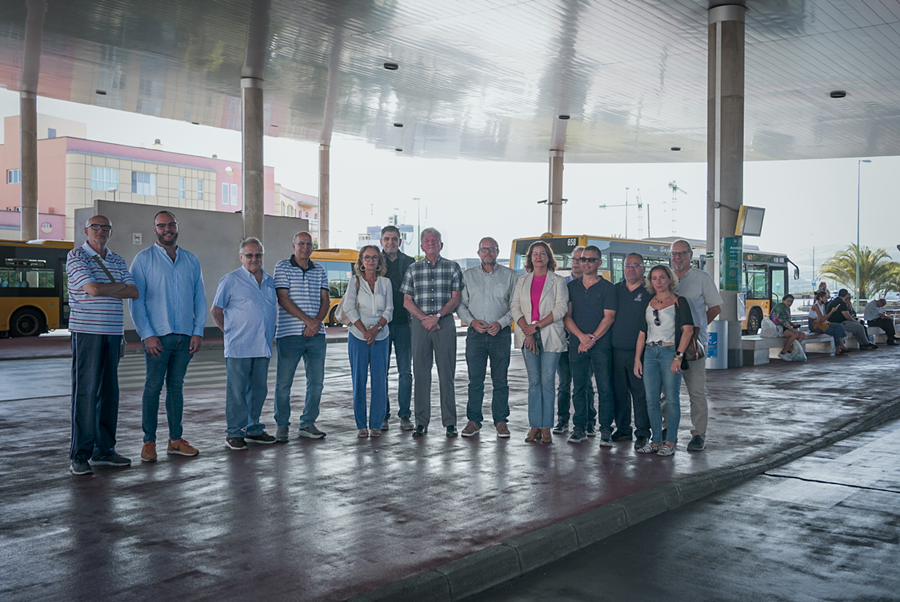 Guaguas Municipales potencia la conectividad en Tamaraceite al retomar las paradas de la carretera vieja y relanzar la línea exprés X47
