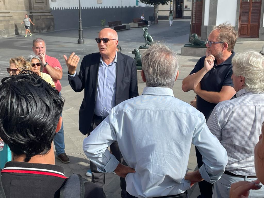 La Semana Europea de la Movilidad arranca en la capital con un recorrido peatonal guiado por las calles históricas de la ciudad