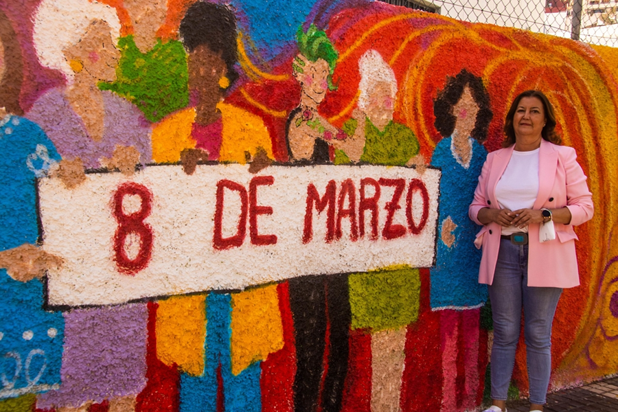 La Concejalía de Igualdad y el IES Isabel de España crean un nuevo mural para reivindicar la igualdad entre mujeres y hombres