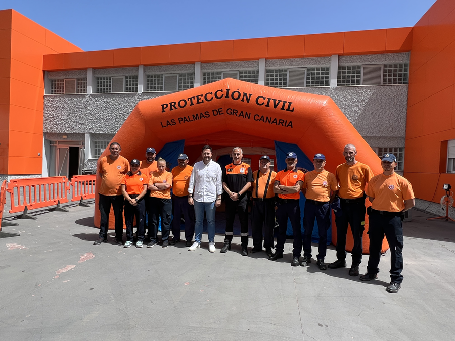 Los nuevos voluntarios de Protección Civil se forman para actuar ante catástrofes