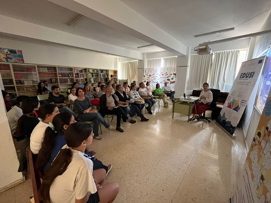 Niños y niñas de La Vega de San José trasladan al Ayuntamiento cómo les gustaría que fuera su barrio