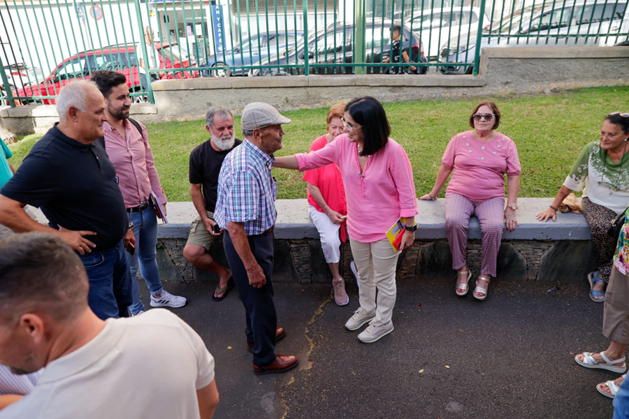 Darias recorre Buenavista para analizar nuevas mejoras con los vecinos y vecinas