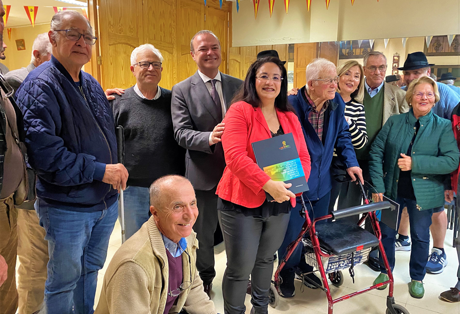 Hidalgo presenta el libro 'Estudio y Análisis de los hechos históricos que formaron el devenir del barrio de Las Torres'