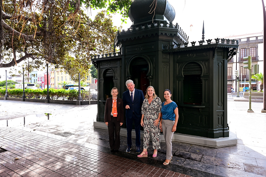 Las Palmas de Gran Canaria celebra el Día Mundial del Turismo reivindicando el valor cultural natural y social de la playa de Las Canteras