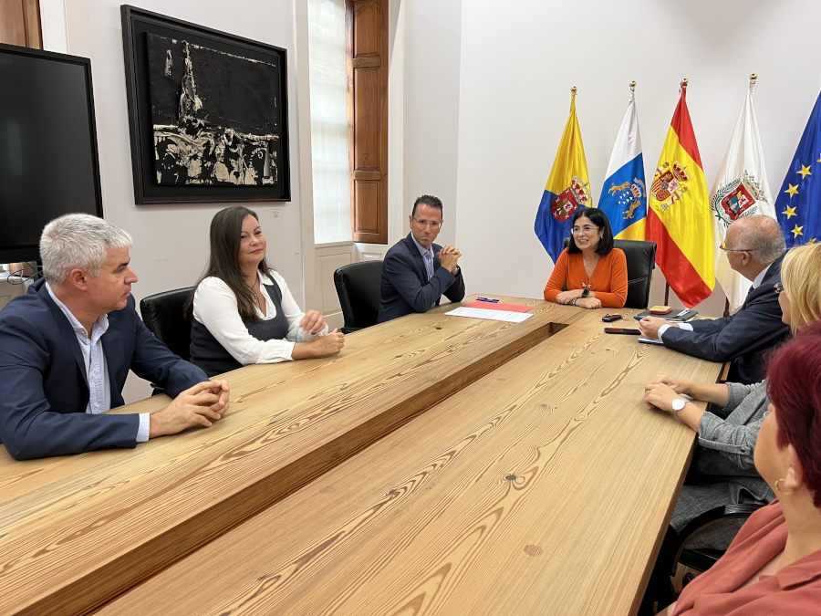 El nuevo director general de Contratación y Patrimonio y la nueva directora general de Gobernanza toman posesión de sus cargos