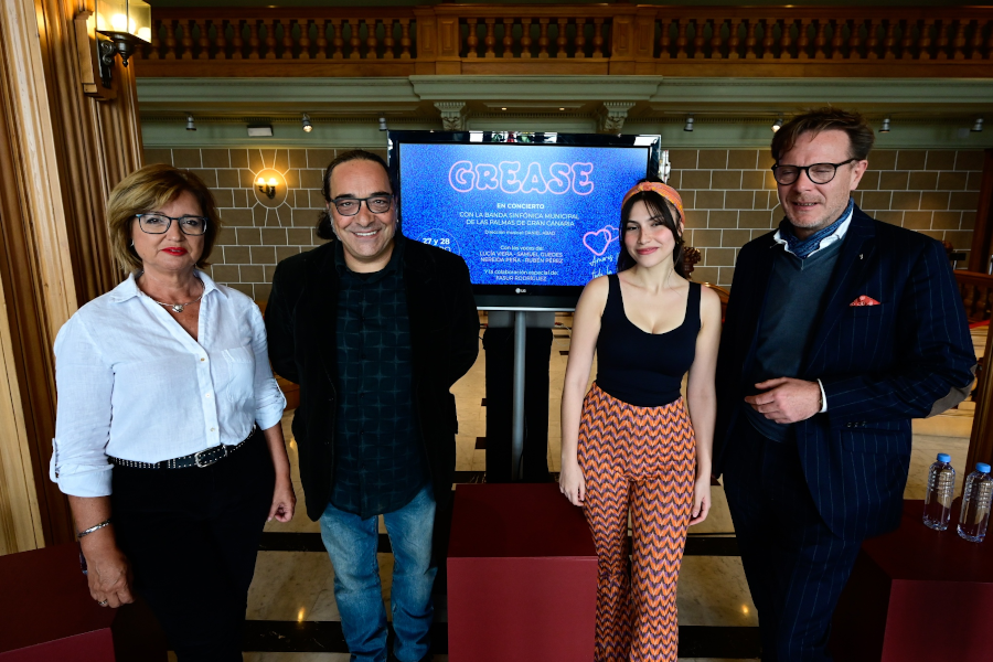 La Banda Sinfónica rinde homenaje a "Grease" en el Teatro Pérez Galdós