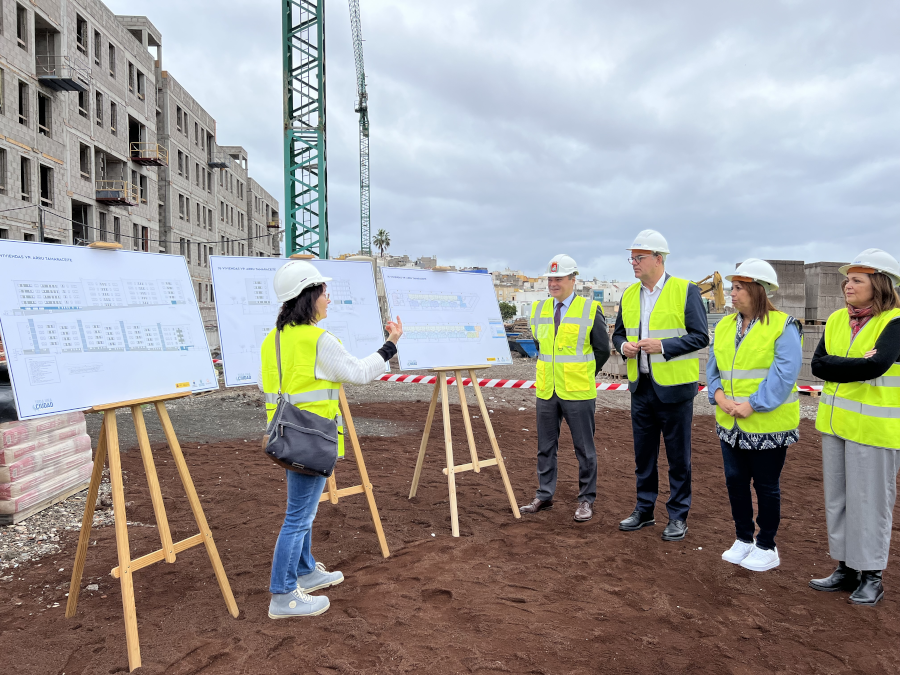 El Ayuntamiento finalizará en verano el plan de reposición de viviendas de Tamaraceite para mejorar la vida de cerca de 400 familias