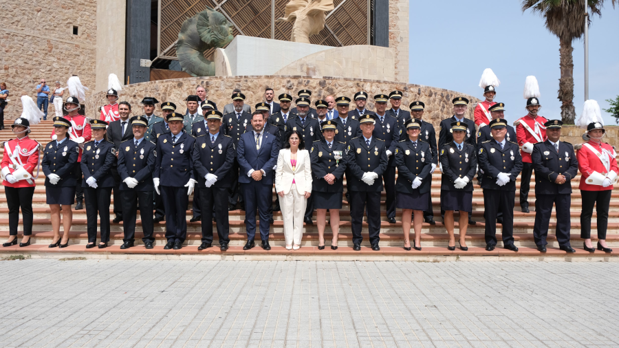La alcaldesa destaca la labor de la Policía Local para hacer de Las Palmas de Gran Canaria la ciudad con menos delitos del país