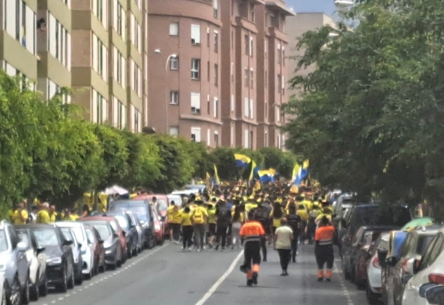 El Ayuntamiento diseña un dispositivo especial de limpieza para el partido entre la UD Las Palmas y el Real Madrid