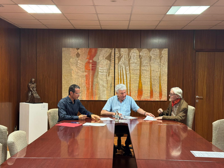 El Ayuntamiento inicia el procedimiento para recuperar los murales de Pepe Dámaso en el Mercado Central