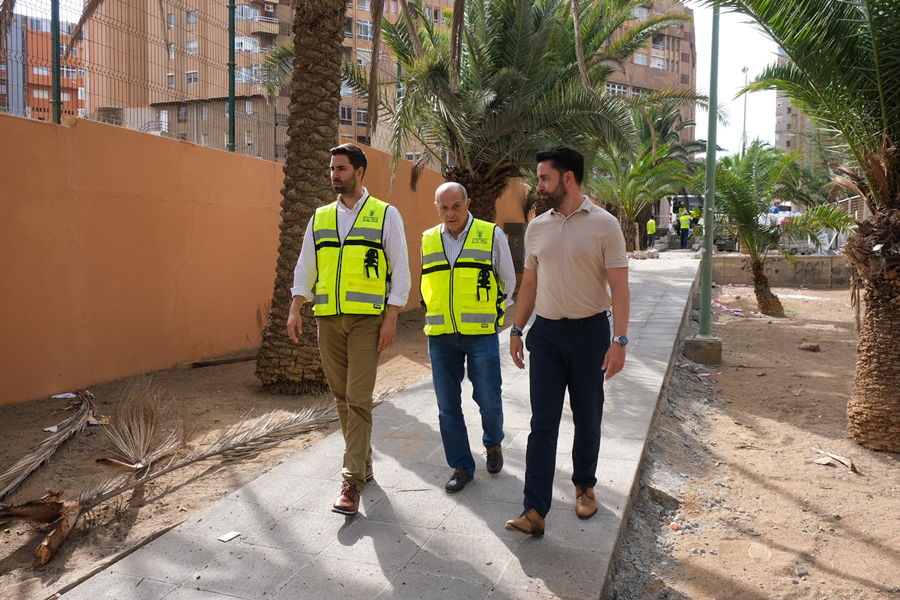 El Ayuntamiento mejora la accesibilidad en el barrio de Madera y Corcho con la creación de siete rampas peatonales